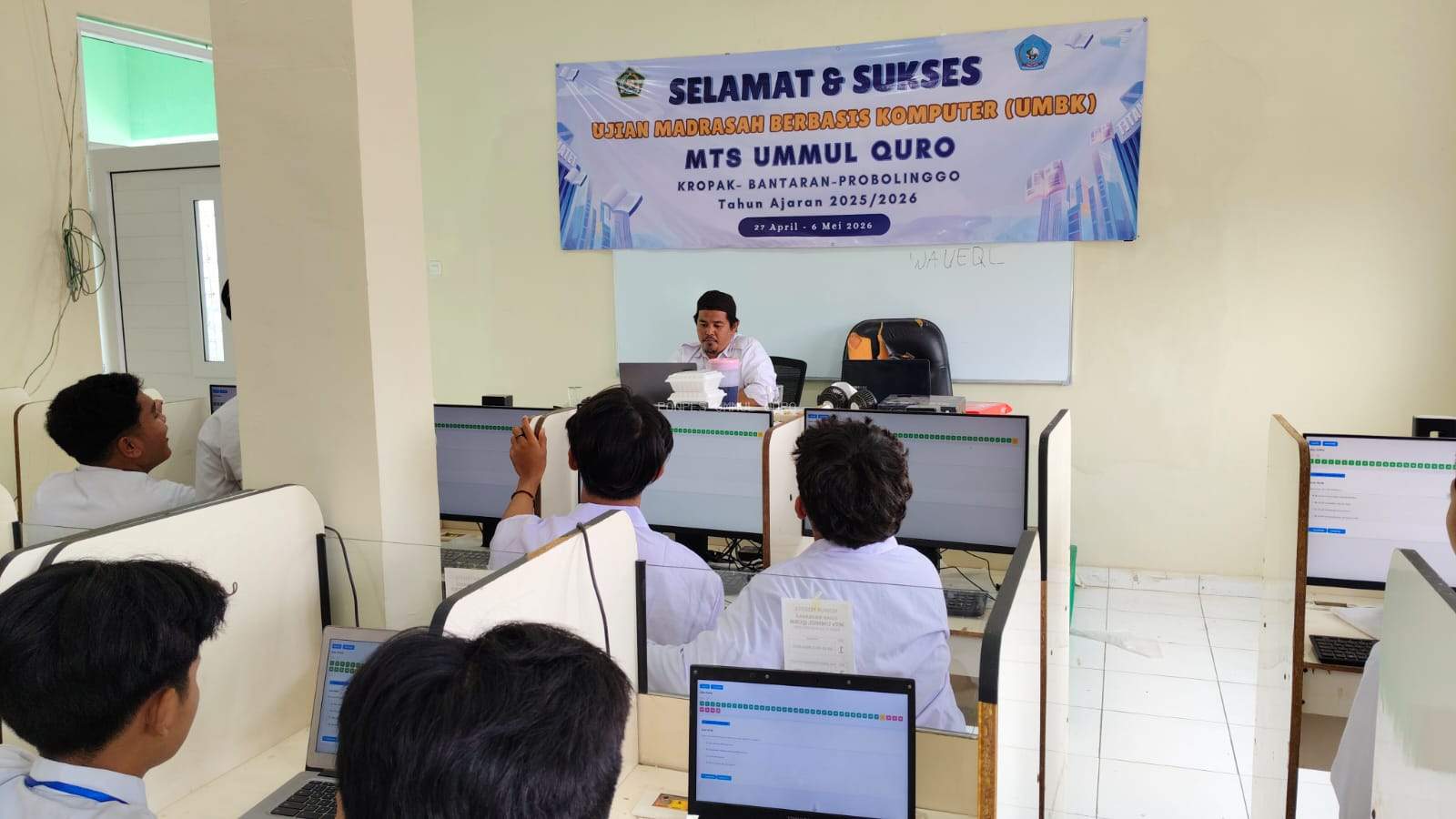 Tingkatkan Integritas dan Pemanfaatan Teknologi, MTs Ummul Quro Sukses Gelar UMBK Tahun Ajaran 2025/2026
